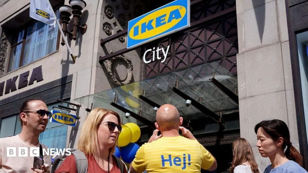 Ikea cuts prices in bid to woo cash-strapped customers Ikea cuts prices in bid to woo cash-strapped customers