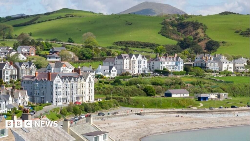 Tourism tax needs to be revisited in Wales, expert says