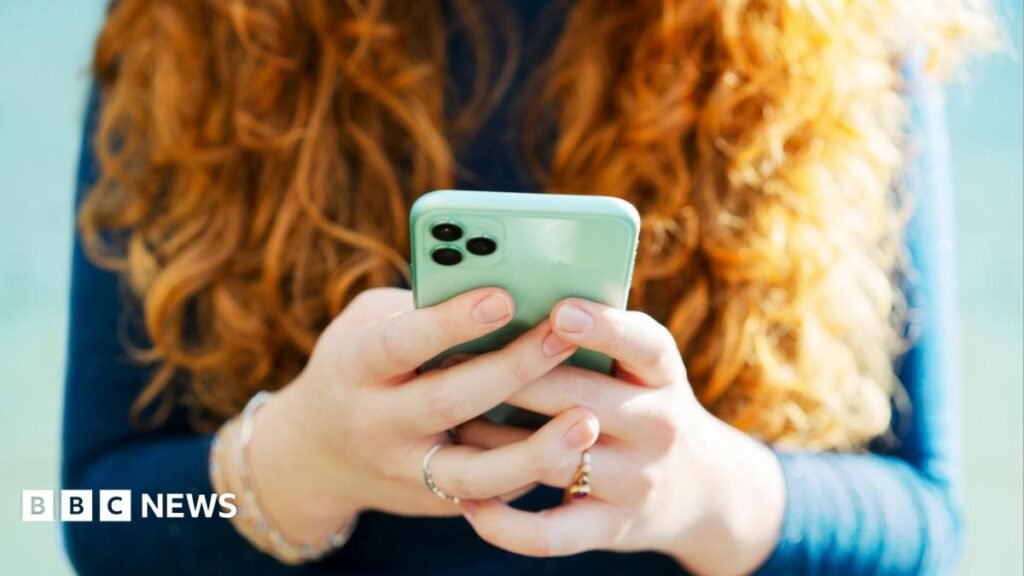 ‘Add me to WhatsApp’ scam calls to be investigated ‘Add me to WhatsApp’ scam calls to be investigated