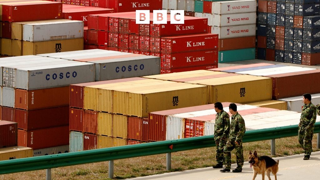 Business Daily – If China’s exports are booming, why are consumers struggling? Business Daily – If China’s exports are booming, why are consumers struggling?