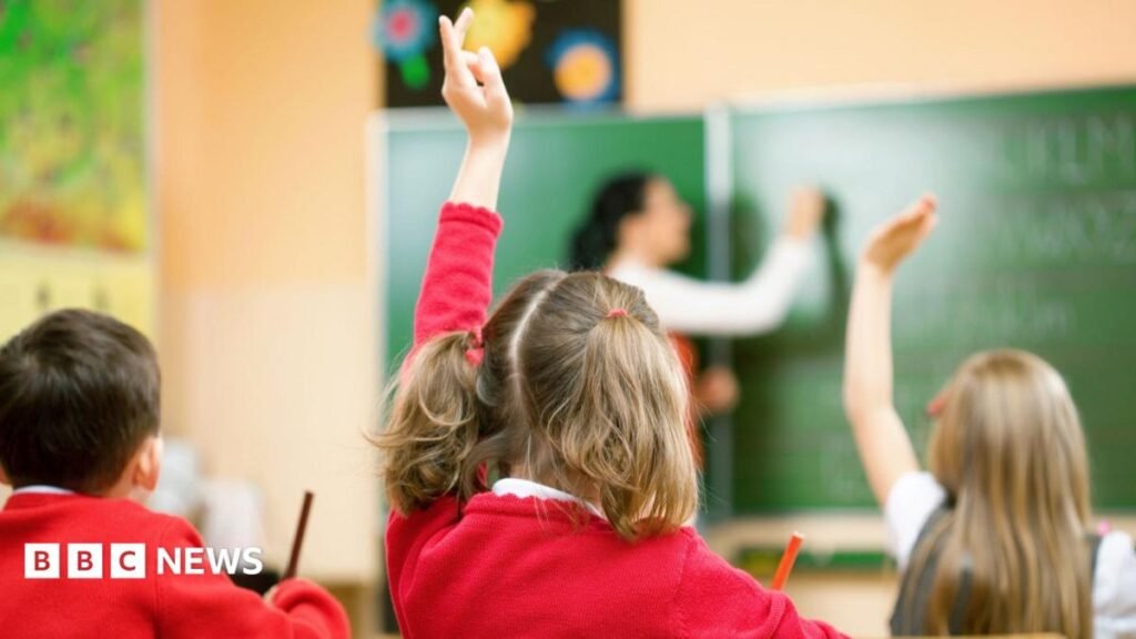 Energy costs: ‘Wear more clothes if it’s cold’, pupils and staff told Energy costs: ‘Wear more clothes if it’s cold’, pupils and staff told