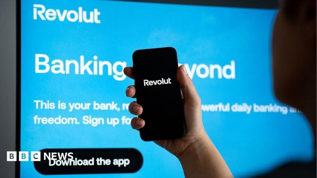 Revolut down as thousands of users report app not working Revolut down as thousands of users report app not working
